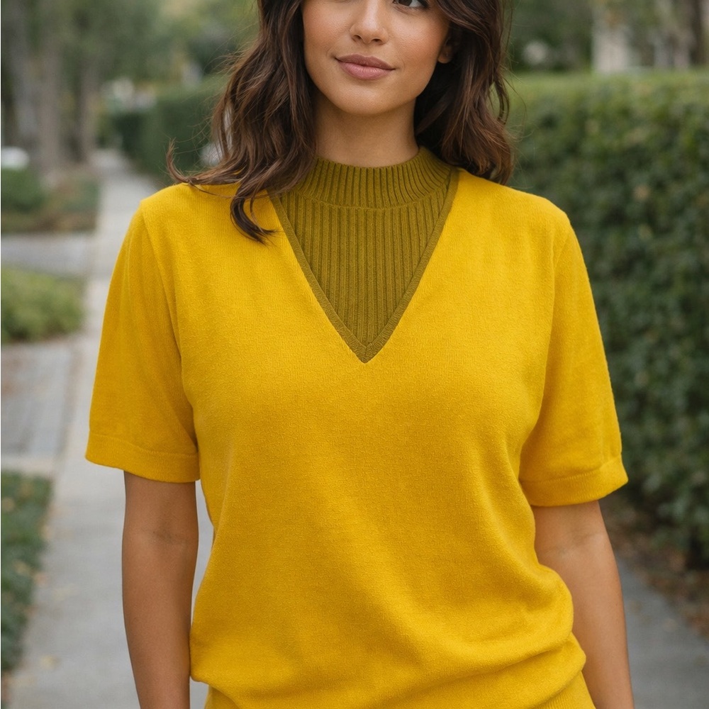 Vintage Wool V-Neck Sweater with Olive‎ Detail